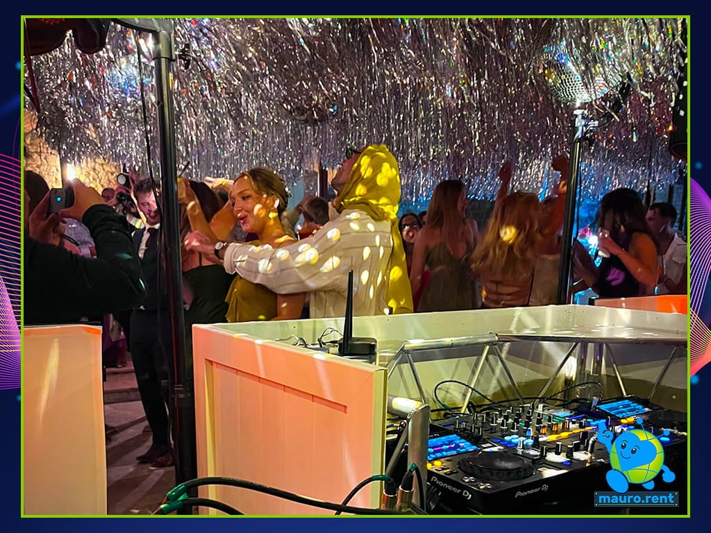 Packed dance floor during Mamma mia evening party with RCF sound system at La Torre di Celle