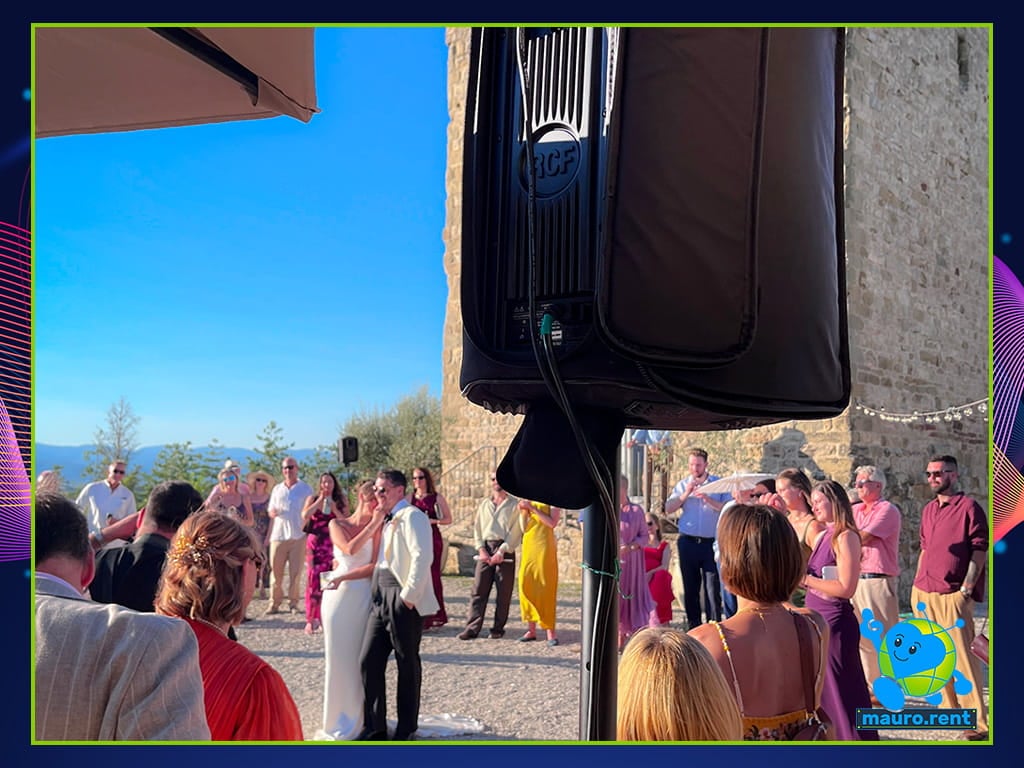 Symmetrical RCF Art 708-A MK5 speakers setup during wedding speeches at La Torre di Celle pool deck