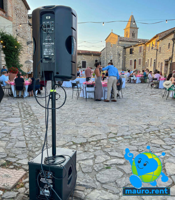 Service audio Dinner - Noleggio impianto audio professionale con operatore per Aperitivo e Cena - immagine 6